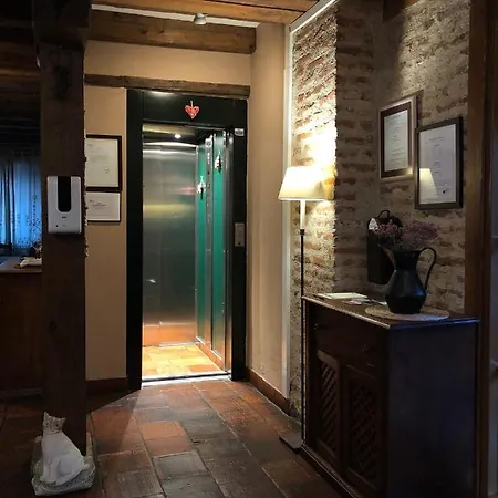 Real Mingaseda Gæstehus 4*