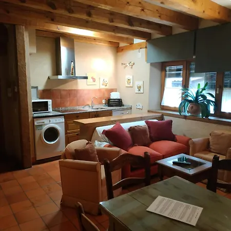 Pensión Real Mingaseda 4*